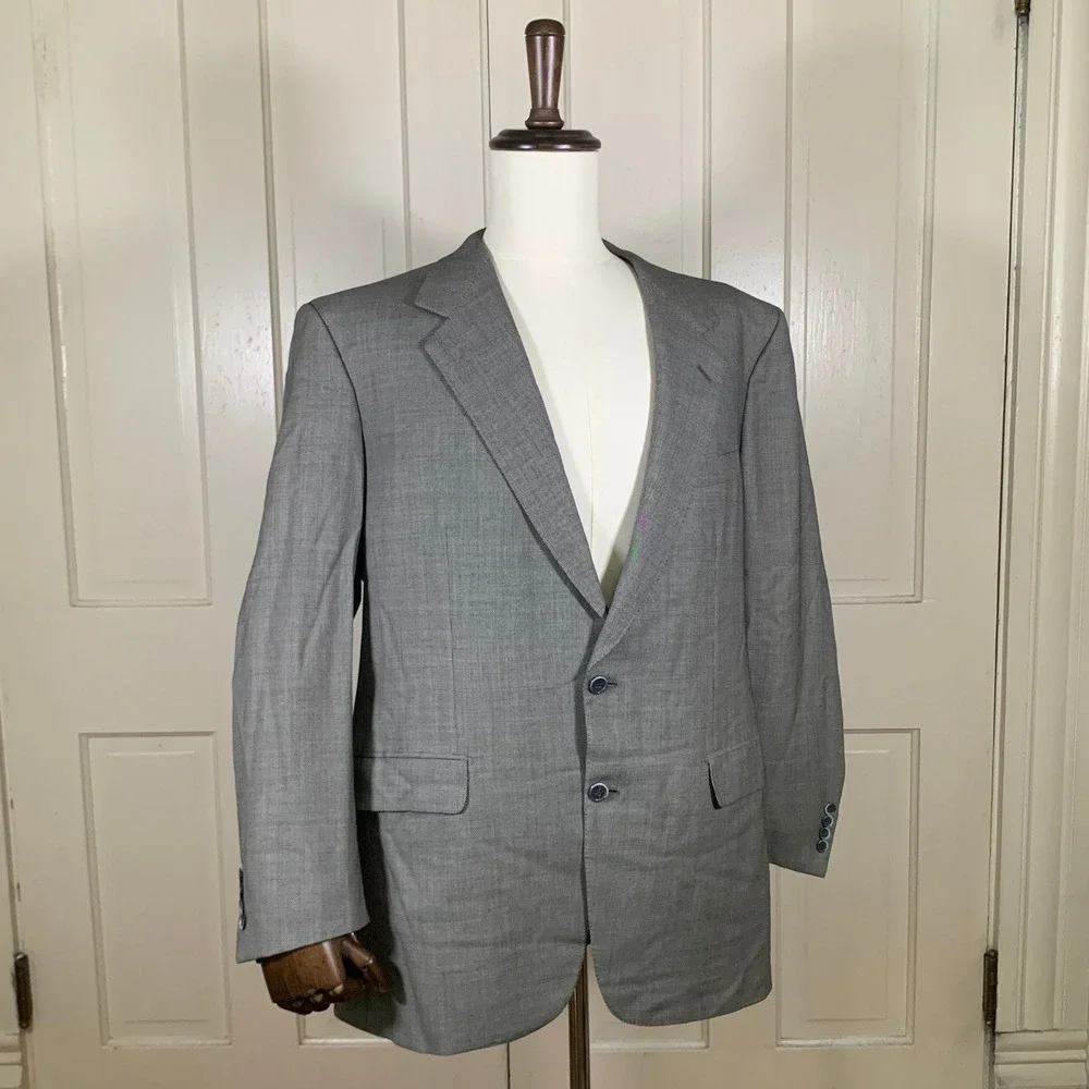 Brioni Augusto Sport Coat Mens 44R Gray Wool Blazer Saks Fifth Avenue Italy